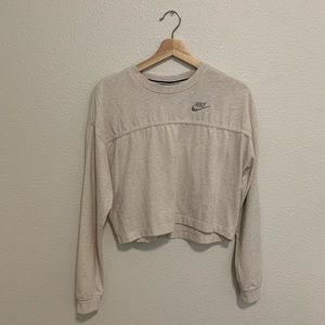 TRADE for @jamaicalovan Nike Long Sleeve Crop Top